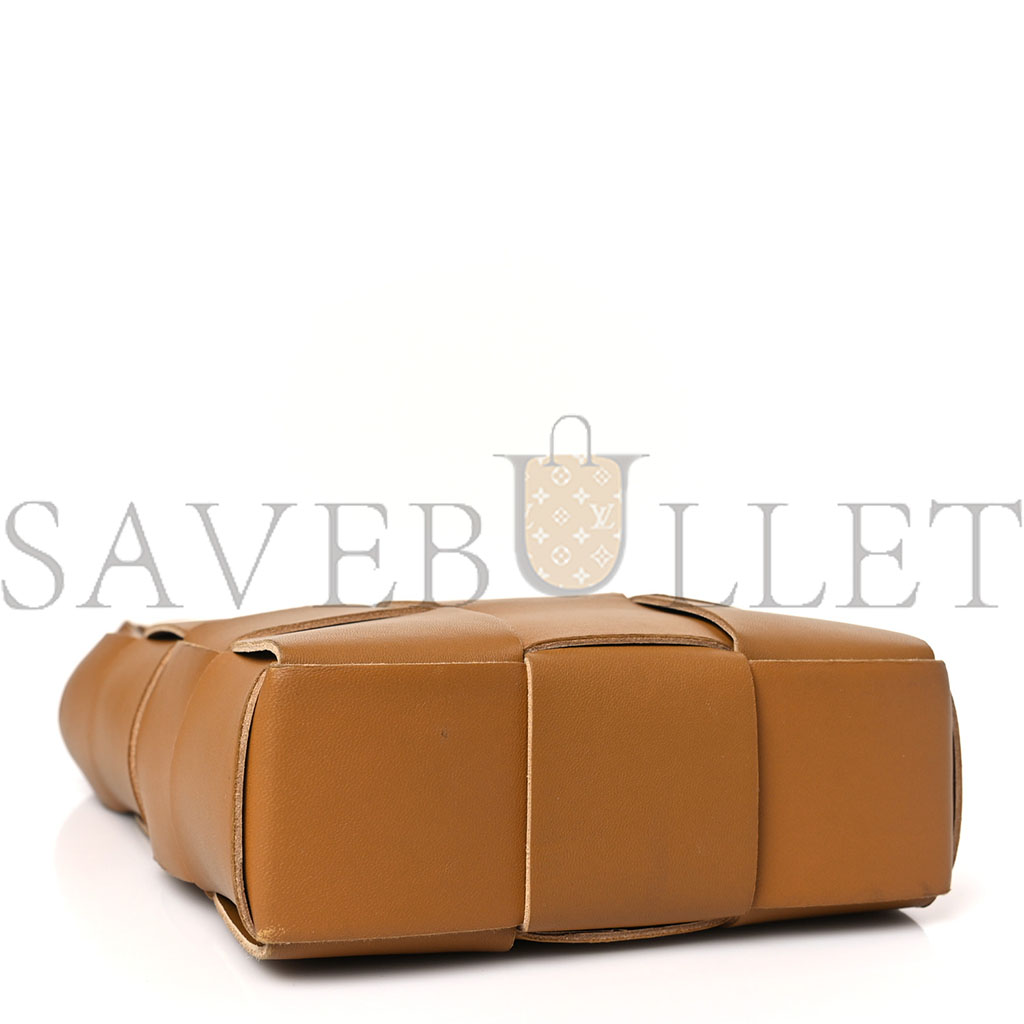 BOTTEGA  VENETA LAMBSKIN MAXI INTRECCIATO MINI NORTH SOUTH CASSETTE TOTE CAMEL GOLD (27*24*5cm)