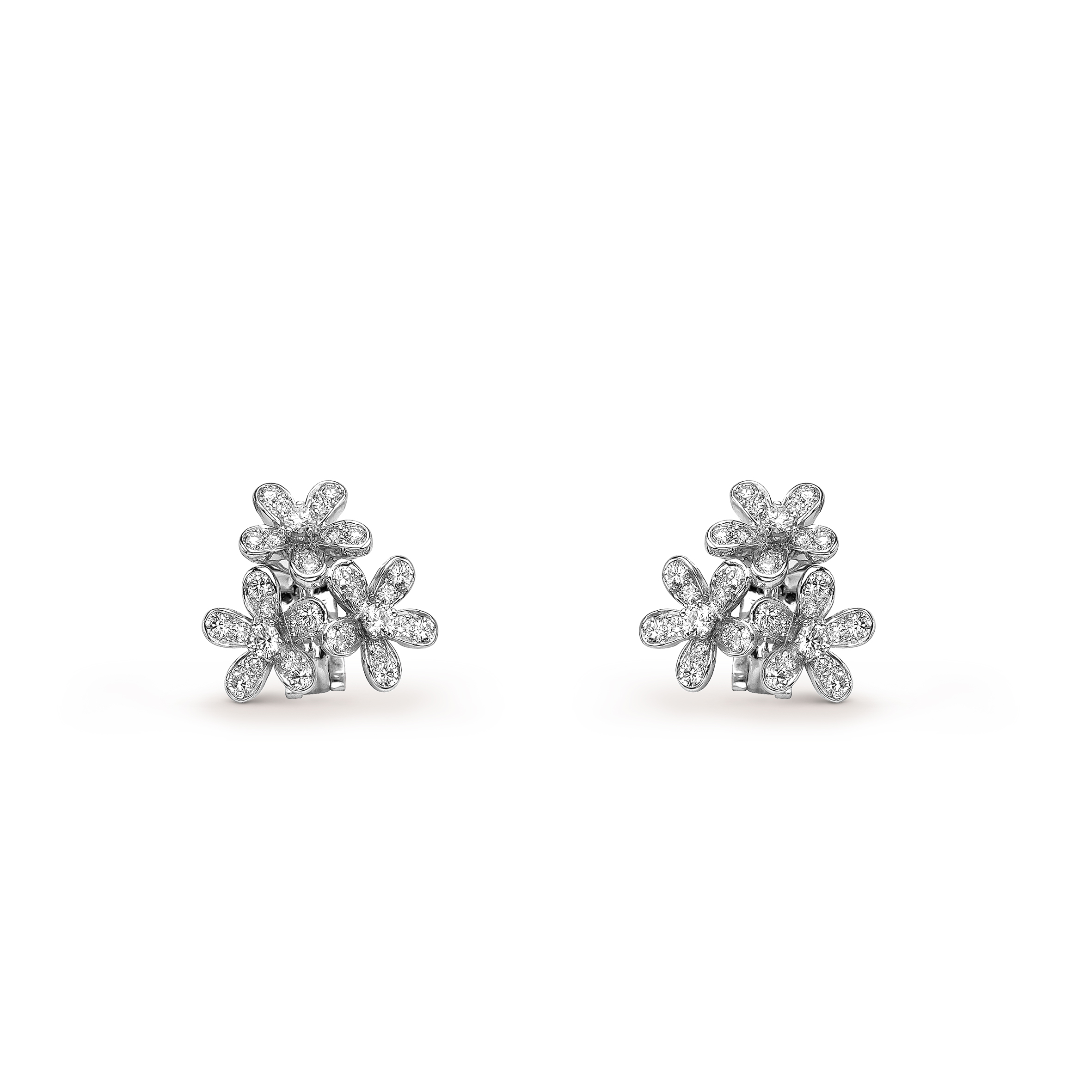 VAN CLEEF ARPELS SOCRATE EARRINGS, 3 FLOWERS - WHITE GOLD, DIAMOND  VCARB14300