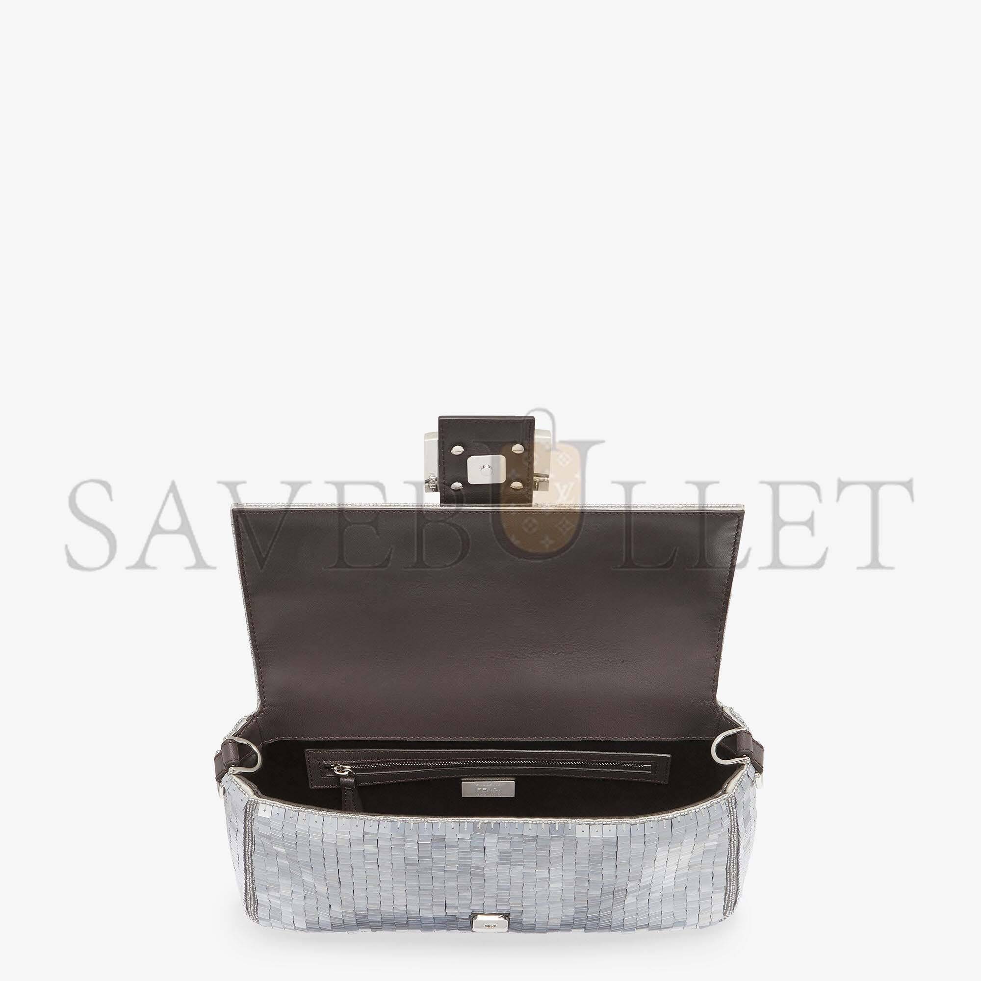 FENDI BAGUETTE - RE-EDITION BAG IN ALUMINUM-TONE SEQUINS 8BR600ALMFF0JG7 (27*15*6cm)