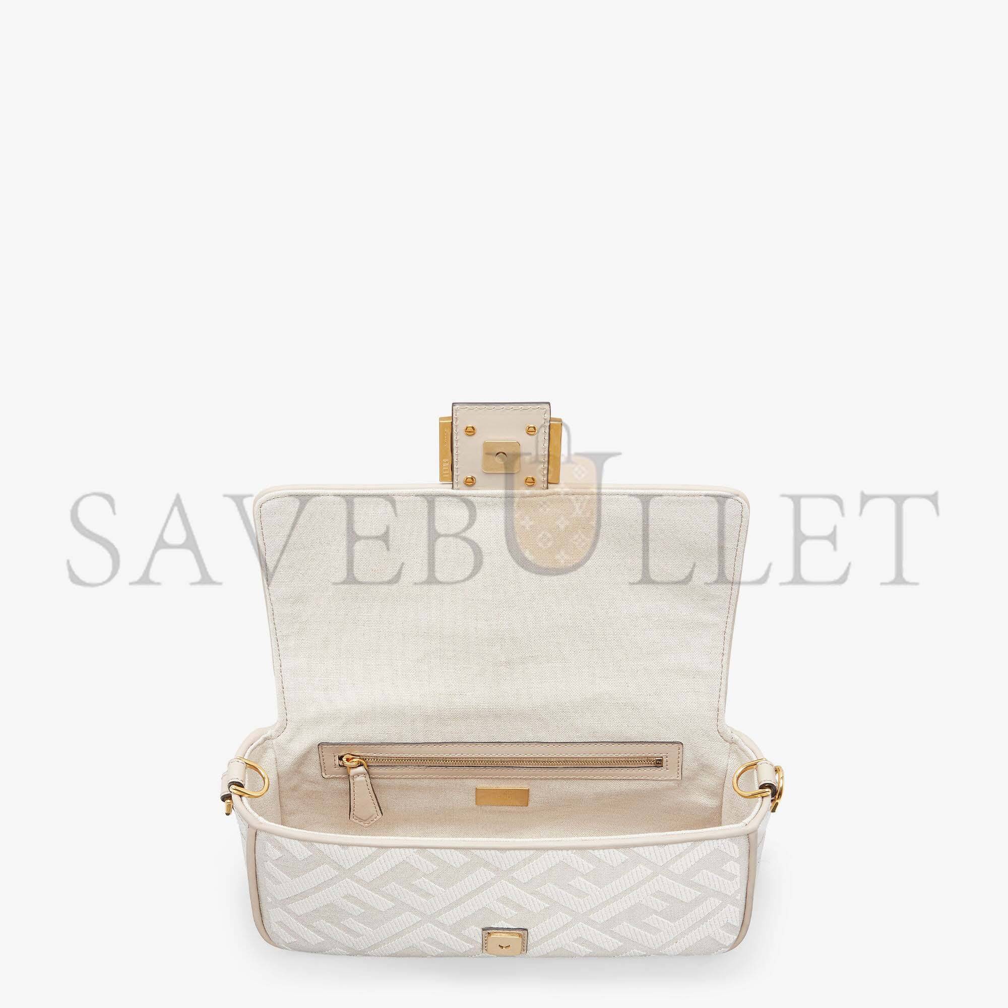 FENDI BAGUETTE - WHITE CANVAS FF BAG 8BR600AKBRF1HOE (27*15*6cm)