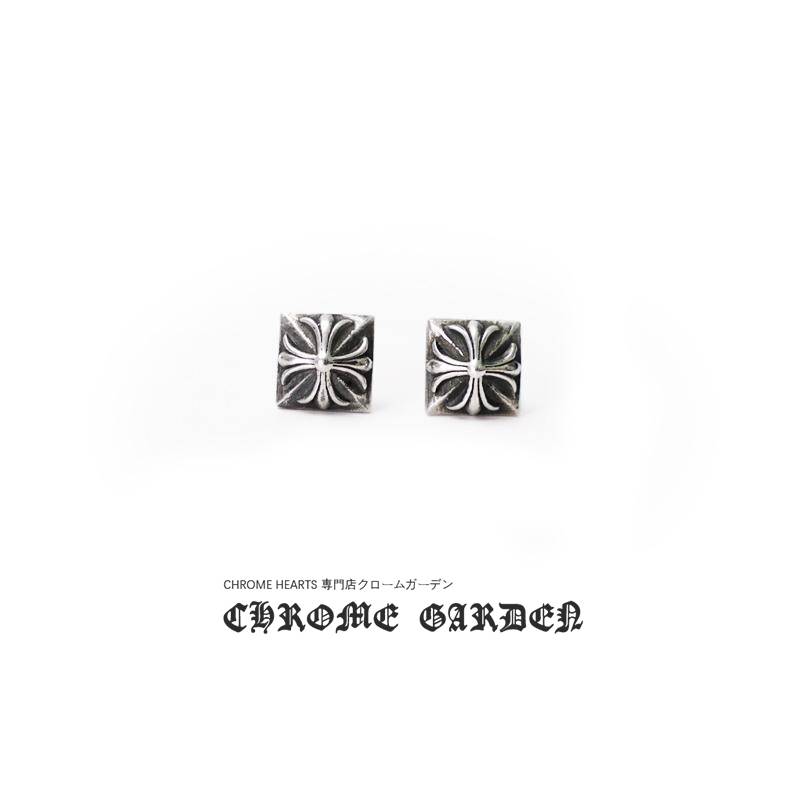 CHROME HEARTS PYRAMID PLUS STUD EARRINGS